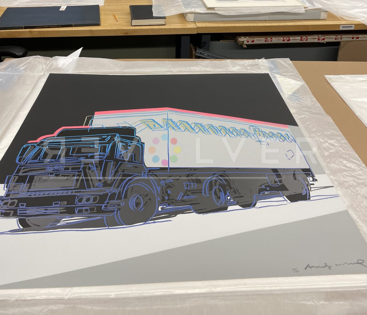 The truck 370 screenprint out of frame