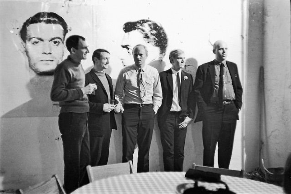 Tom Wesselmann, Roy Lichtenstein, James Rosenquist, Andy Warhol, and Claes Oldenburg at Warhol's Factory, Photo by Fred W. McDarrah,1964  https://i.pinimg.com/originals/9c/f3/e3/9cf3e302793e1d65ff0b5d7aa6ce4d88.jpg